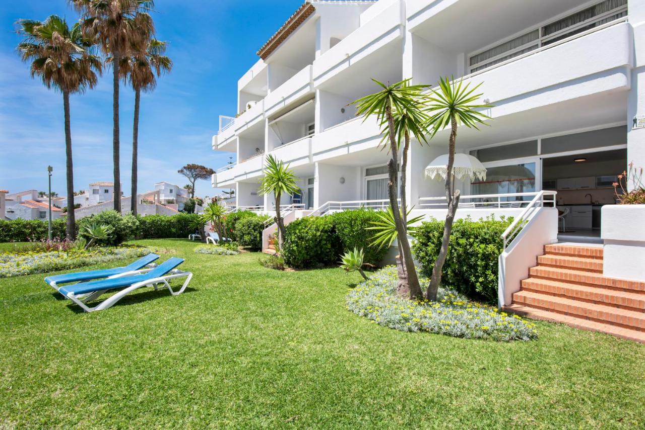 Frontline Beach Apartment Miraflores Sitio de Calahonda Esterno foto
