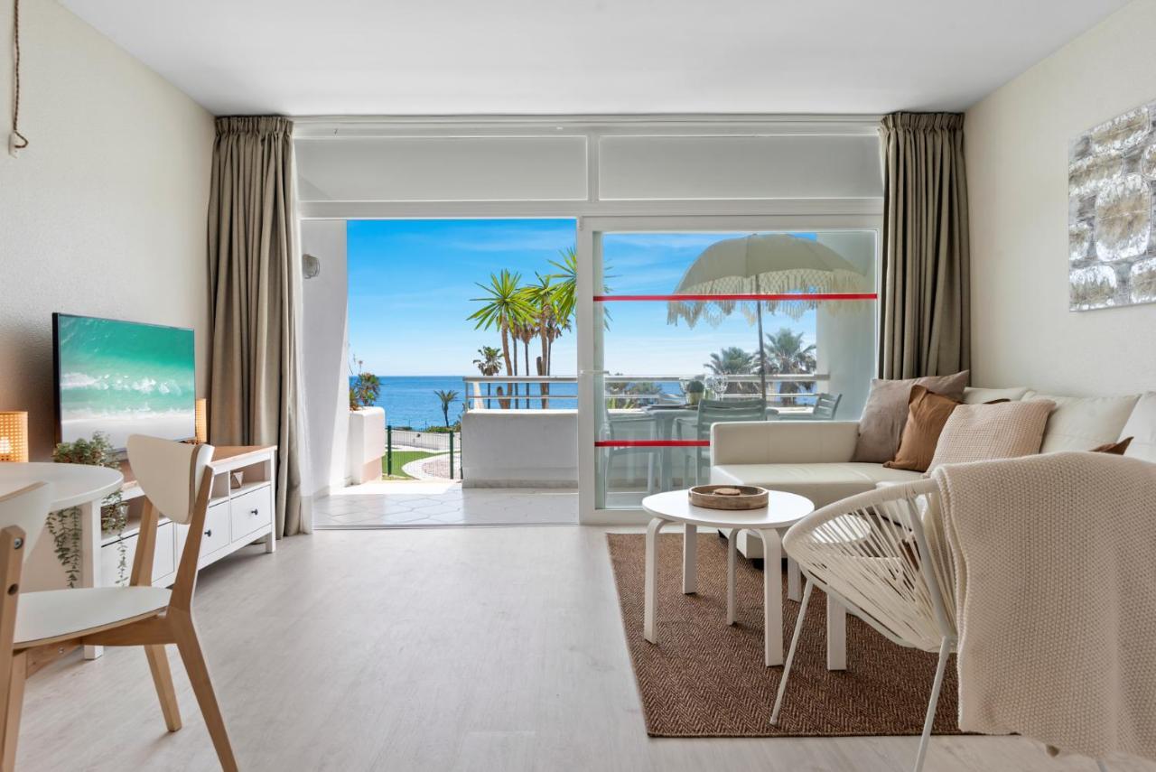 Frontline Beach Apartment Miraflores Sitio de Calahonda Esterno foto