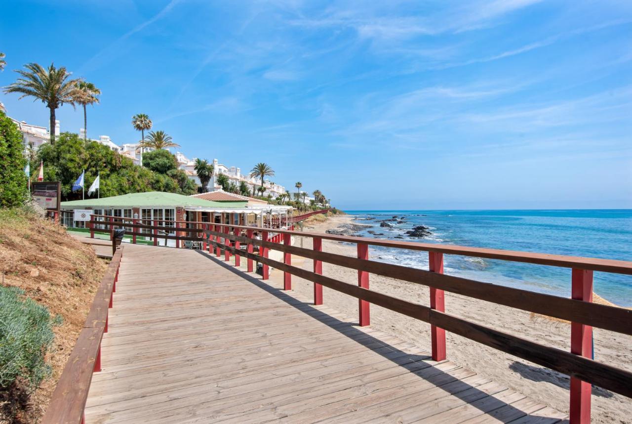 Frontline Beach Apartment Miraflores Sitio de Calahonda Esterno foto
