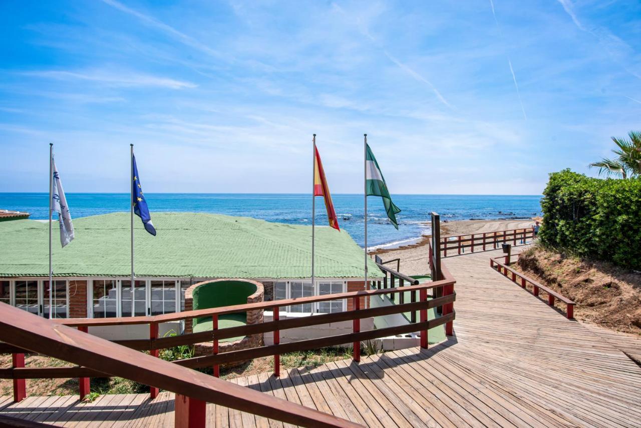 Frontline Beach Apartment Miraflores Sitio de Calahonda Esterno foto